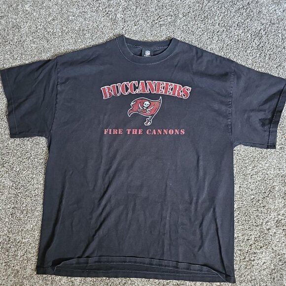 NFL Other - NFL Team Apparel Tampa Bay Buccaneers "Fire the Cannons" Size XL Black Shirt